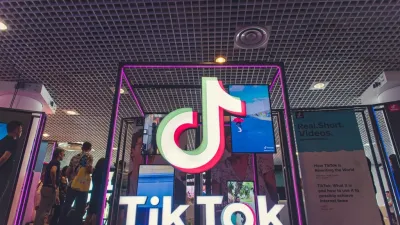 يوتيوب أم TikTok