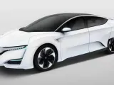 هوندا FCV التجريبية تظهر في اليابان كمحطة كهرباء متنقلة وتنتظر الإنتاج في 2016