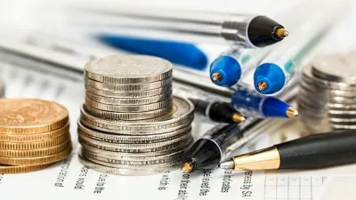 المبيعات المدفوعة مقابل الشركات الموجهة نحو السوق