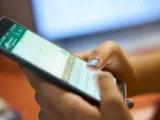 رسالة فيروسية خادعة تخيف مستخدمى واتساب بحظر التطبيق.. اعرف التفاصيل
