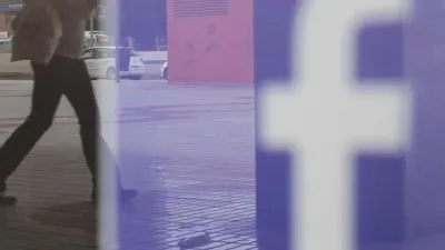 كيف أحدد موقع شخص عبر فيسبوك