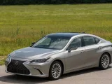 مراجعة أهم مميزات وعيوب لكزس ES 2019