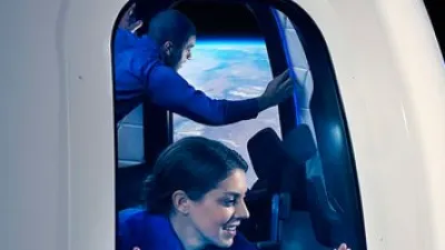 Blue Origin تؤخر رحلة الفضاء السياحية.. اعرف السبب
