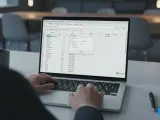 لماذا يُعد كتابة ثلاث فواصل منقوطة أفضل حيلة لإخفاء محتويات الخلايا في Excel
