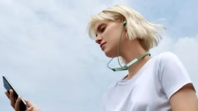 سماعة أذن رياضية بعمر بطارية طويل الأمد مريحة وموثوقة.. تعرف على سماعة HUAWEI FreeLace Pro