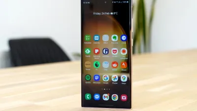 مقارنة بين Samsung Galaxy S23 Ultra و Google Pixel: انتقال في عام 2026 يكشف حقائق برمجية مفاجئة