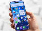 شركة Apple تعيد بناء Siri بالكامل في نظام iOS 27 بواجهة محادثة متطورة