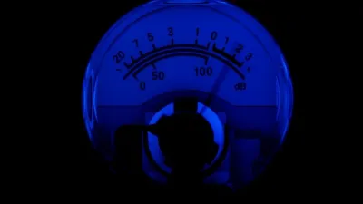الفرق بين مضخم الجهد ومضخم القدرة – Voltage Amplifier vs Power Amplifier