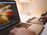 كيف يمكنك دمج نظام إدارة علاقات العملاء (CRM) في عملك؟