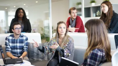 تحليل تجزئة العملاء المستهدفين