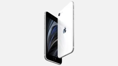 مراجعة iPhone SE : تصميم أيفون كلاسيكي ، ولكن مع قوة معالجة 2020