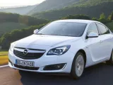 أوبل Insignia تحصل علي محركي ديزل 1.6ومزيد من التسارع والكفاءة