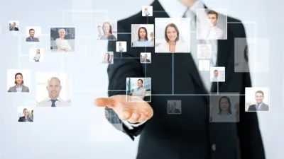 ما هي استراتيجيات استهداف العملاء؟