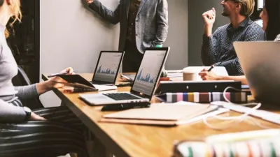 كيفية عقد الاجتماعات الدورية الفردية في المشروع