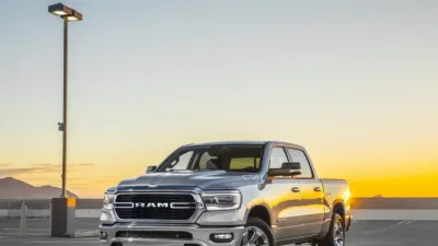 المصابيح الأمامية تمنع رام 1500 من الحصول على لقب IIHS Top Safety Pick +