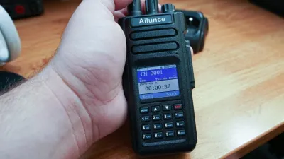 إزاحة مكرر قناة راديو الهواة Amateur Radio Repeater