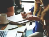 ما هو دور خدمة العملاء في إدارة نظام العملاء(CRM)؟