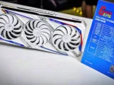 أسوس تطلق ROG Strix RTX 3090 Gundam Edition GPU