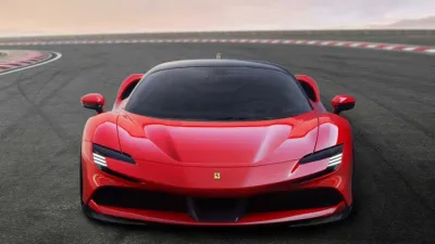 مراجعة فيراري SF90 سترادالي 2020 .. تسابق للمستقبل