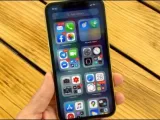 كيفية استخدام مكتبة التطبيقات على iPhone