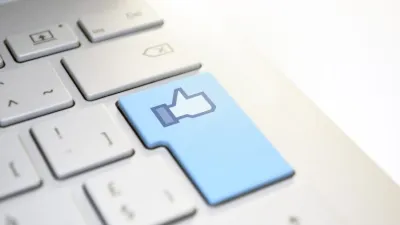كيف أعرف من يتابعني على الفيس بوك