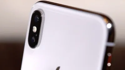 شركة Apple تحيل هاتف iPhone X وحاسوب MacBook Pro لعام 2018 إلى التقاعد النهائي