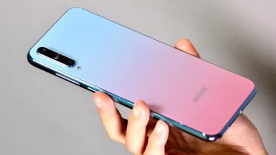 هواوي تبيع أعمال هواتف Honor الخاصة بها