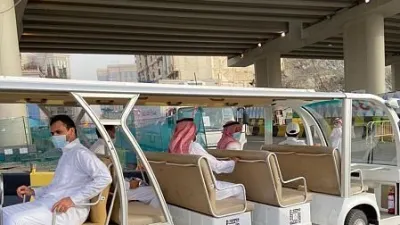اعادة فتح طريق الهدا ومبادرة لنقل المعتمرين والمصلين للمسجد الحرام