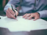 ما هي أعلى خمس صفات لمستشار المبيعات؟