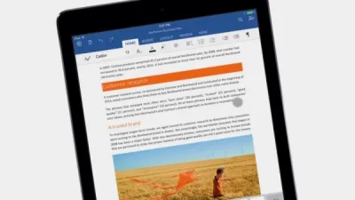 تقوم مايكروسوفت بتوسيع الماوس ودعم لوحة التتبع لتطبيقات Office على iPadOS