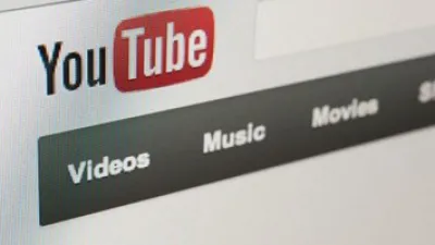 يوتيوب تطالب المستخدمين بتعطيل أدوات منع الإعلانات أو الدفع مقابل الفيديوهات
