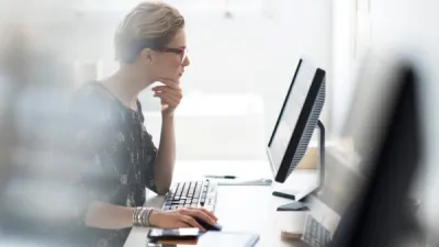 تُطلق LinkedIn أدوات تستهدف الباحثين عن العمل الوبائي