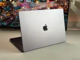 هل قيّدت Apple أداء شريحة M5 Max سراً؟ الحقيقة وراء التحديث الأخير