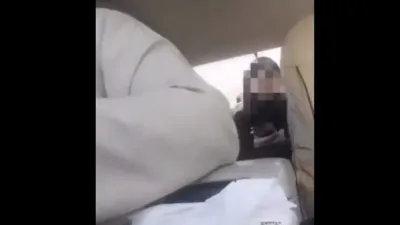 جدل في السعودية بعد تصوير سائق للراكبات بدون علمهن