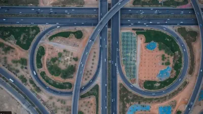 وزارة النقل تعلن بعض مشاريع رفع السلامة المرورية على الطرق