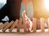 غرفة العمليات في مركز إدارة الأزمات