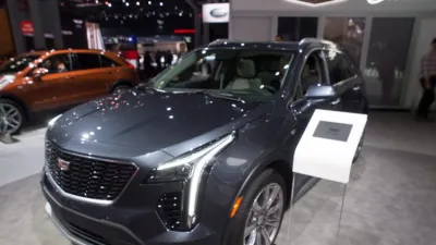مراجعة كاديلاك XT4: SUV صغيرة بقوة كبيرة