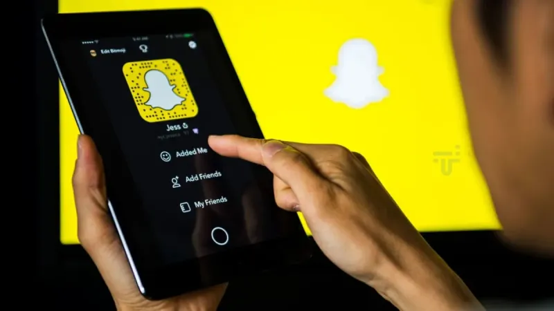تحديث Snapchat الجديد يحول نصوصك إلى أغانٍ عبر ميزات الذكاء الاصطناعي