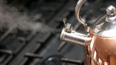ما الفرق بين عملية التبخر وعملية الغليان – Evaporation vs Boiling؟