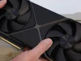 إنفيديا تُعد بطاقة رسوميات تفوق RTX 5090؟ شائعات عن Ti أو Titan