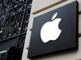 Apple Opens CarPlay to ChatGPT, Gemini AI Bots