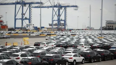 الجمارك السعودية تصحح معلومات مغلوطة حول استيراد المركبات للمقيمين