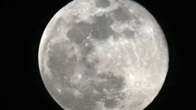 ناسا تؤخر إطلاق صاروخ مهمة القمر Artemis 1 حتى مارس