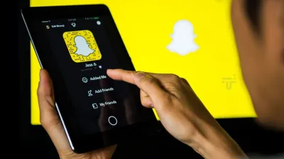 تحديث Snapchat الجديد يحول نصوصك إلى أغانٍ عبر ميزات الذكاء الاصطناعي