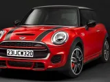 سيّارة ميني جون كوبر ووركس 2015 تستعدّ للانطلاق في الشرق الأوسط