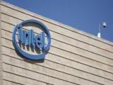 أسهم Intel تكسب 11مليار دولار في يومين.. وأسهم Netflix تحلق لأعلى مستوياتها