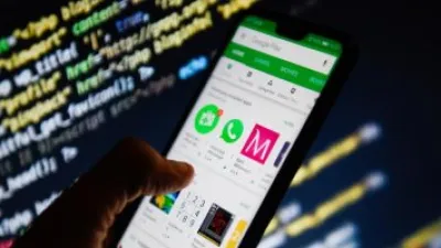 جوجل تحظر مجموعة من أشهر تطبيقاتها على بعض هواتف أندرويد القديمة