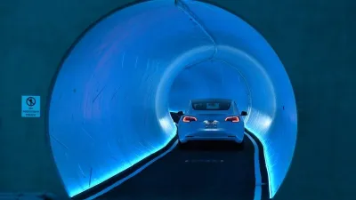 اتهام شركة إيلون ماسك بـ 800 انتهاك بيئي