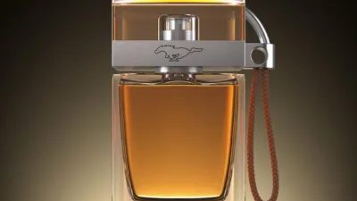 فورد تكشف عن عطر برائحة البنزين