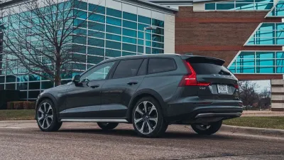 سيارات السيدان والواغن الكهربائية من Volvo قد تصل إلى الأسواق بحلول عام 2028